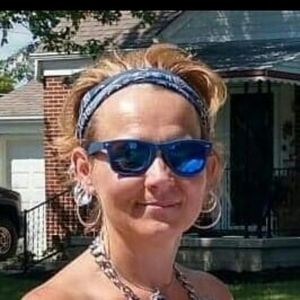 Meet your Posher, Dana